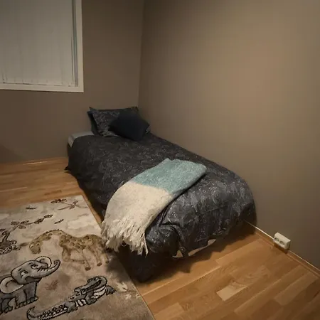 Spacious 3 Bed Terraced House Vakantiehuis Trondheim